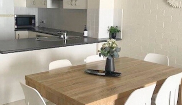 Shoreline Apartments - Unit 10