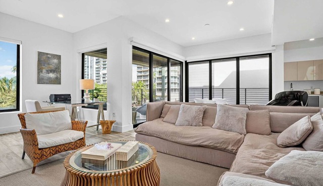 Shoreline Villa by Rove | Rooftop & Beach Access