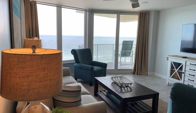 Shores Club 1006 - Daytona Beach Shores -Oceanfront with Views of the Atlantic O
