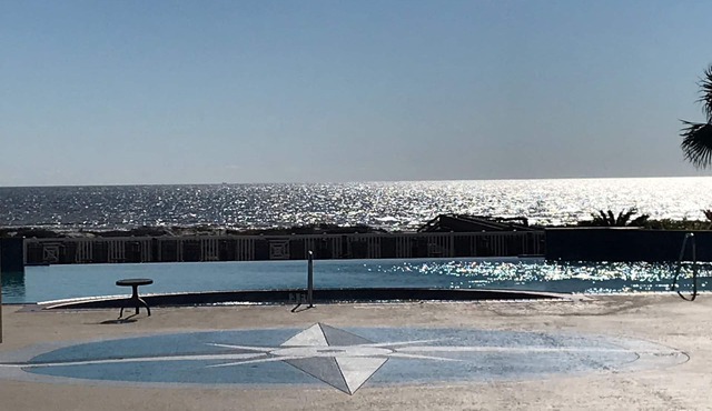 Shores N Sunsets, beautiful Pointe West Galveston Bay & Beaches
