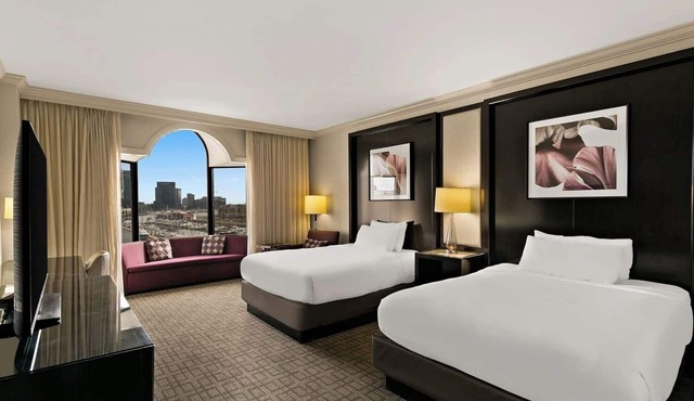 Short Distance From The Well-Known Sites! Near The Paramount Baltimore