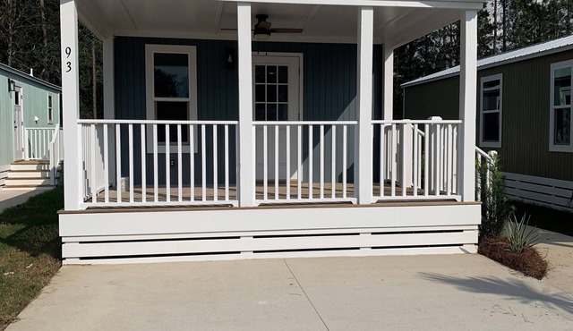 Short drive to the beautiful 30-A beaches!nCozy Riverwalk Landing Cottage 2-B