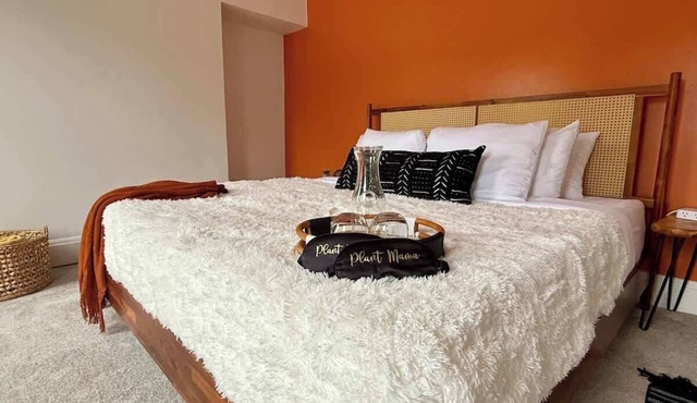 Short North & Downtown & OSU | Near High Street | Free Parking | 5,800+ Reviews