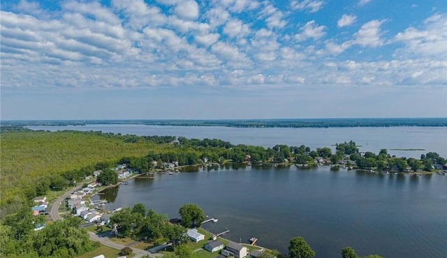 Short Point Sweet Retreat