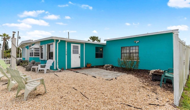 Short Stroll to Beach | Dog-Friendly Free Parking Ocean Views | Closernto Dining & Shops | Free Wi