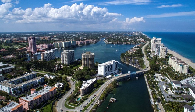 Short Term 1-bedroom in Condo Boca Raton with AC and Internet,