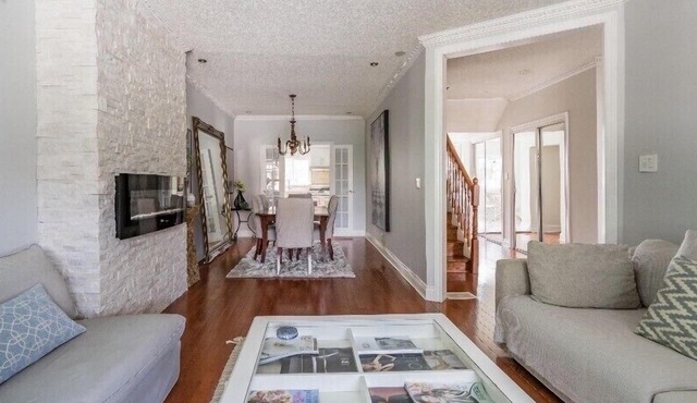 Short term available Family/Work/Friendly Home w/Parking