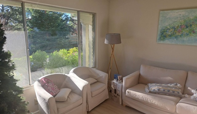 Short term rental in amazing home in Martinez with swimming pool, wifi