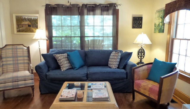 Short term rentals allowed - $2400/mo - Construction Teams Welcomed.