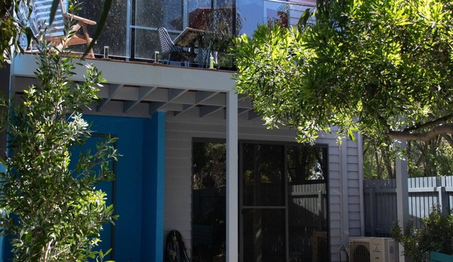 Short walk to surf, shops and all the best things Torquay has to offer