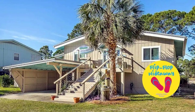☼ Short Walk to Beach! Canal Front w/Game Room @ Flip-Flop Hideaway