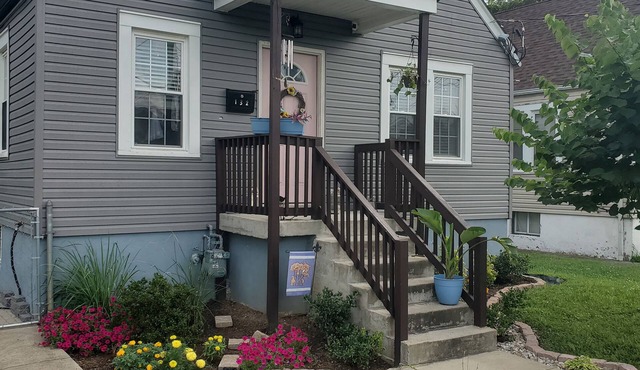 Short Walk to Churchill Downs!