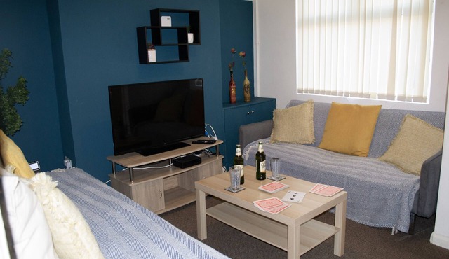 Short walk to FC Liverpool. Warm and cozy house ideal for city break or business