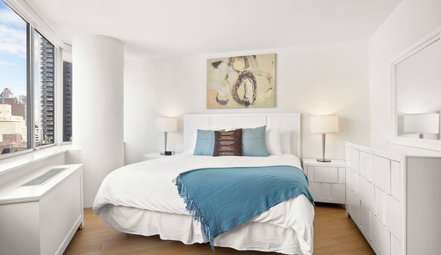 Short Walk to Park Ave 1BR | near Grand Central