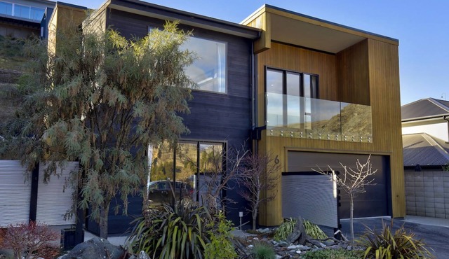 Shotover View - Family friendly close to Coronet Peak