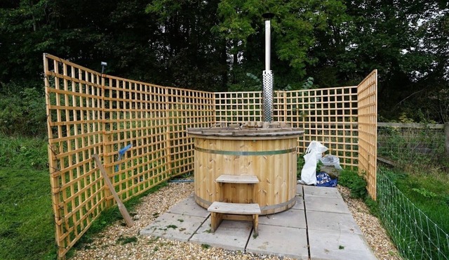 Showman's Hut @ Westcote