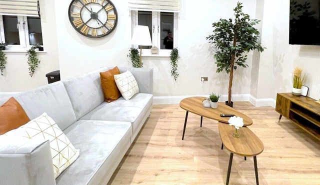 Shrewsbury Modern 1 Bedroom Flat By Bevolve