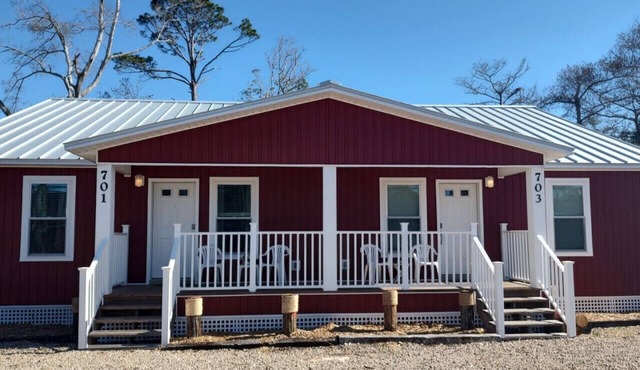 Shrimp Shack - Close to Downtown & Beaches - King Bed - Boat Parking - NO Pet Fees !