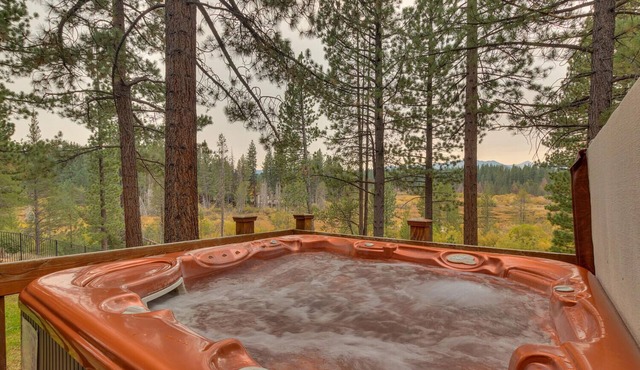 Shuffleboard Table, Spa, Pool Table, Foosball, 5 mins to Heavenly, Lake, Casinos: Black Bart Estate