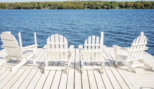 Shumahan Shores- Family Friendly Lake House