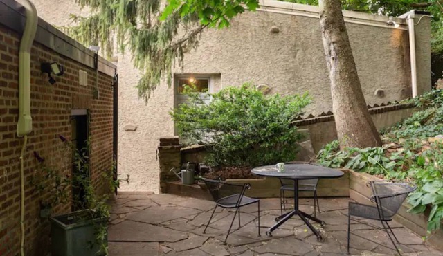 Shurs Lane Cottage, EV Charging, Free Parking, in the heart of Manayunk