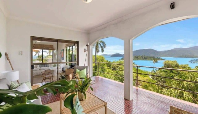 Shutehaven Beach House with Ocean Views.