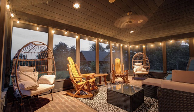 Sideling Hills Retreat -Intimate weddings, hot tub