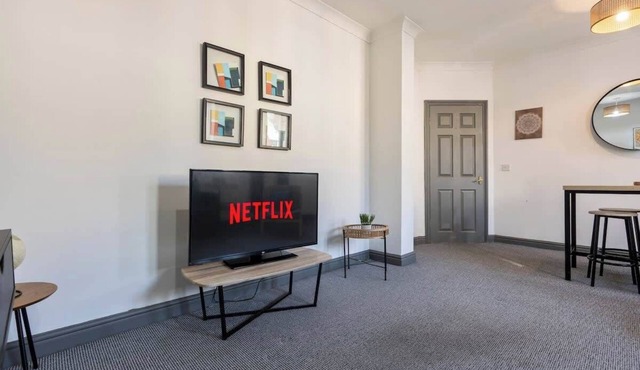 Sienna's Apartment -2 Bed getaway in Pontypool