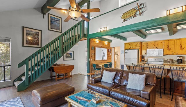 Sierra Suns 9, a townhome steps from the marina