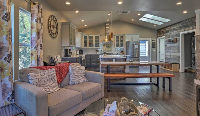 ‘Sierra Sunset Inn’ - 3 Miles to Placerville!