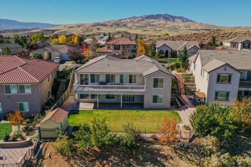 Sierra Vista Retreat - Reno Tahoe