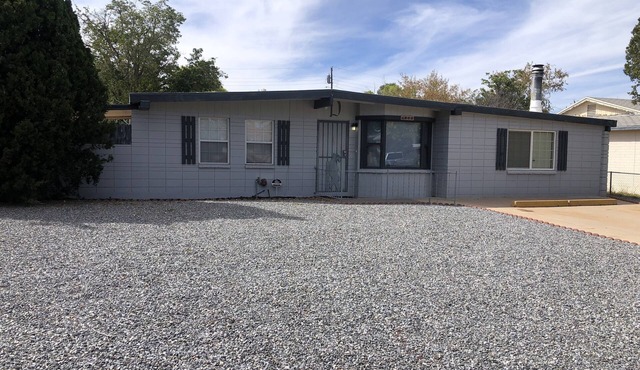 Sierra Vista Western Hideaway
