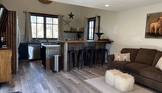 Sierraville Cottage - Spacious, Private, Gorgeous, Comfy - Sleeps up to 6