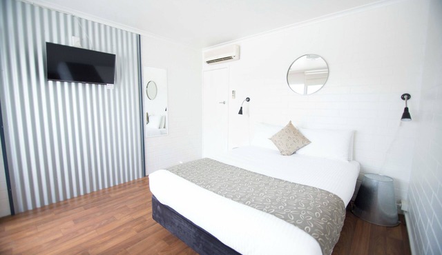 Siesta Central Apartments