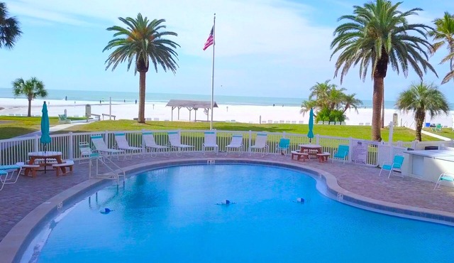 Siesta Key GULF SIDE~#100 - Peaceful Private Condo, 3 Pools, Jamaica Royale