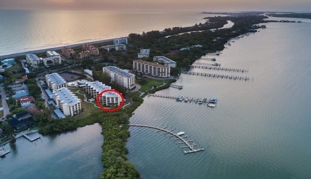 Siesta Key luxury condo at Turtle Beach -30 night minimum January through March