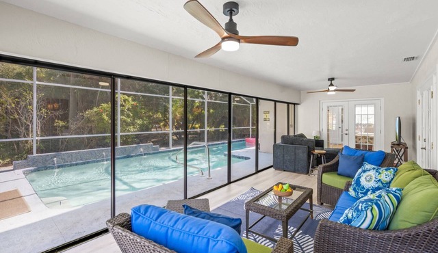 Siesta Key's "Toes in the Water" House – Pet-Friendly, Luxury Home w/Private Pool, Steps to Beach!