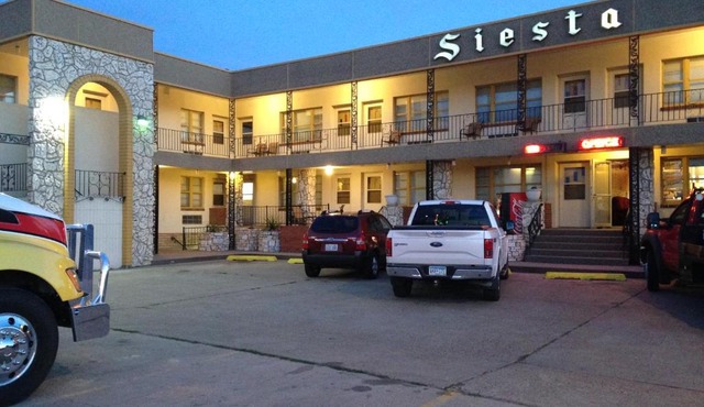 Siesta Motel