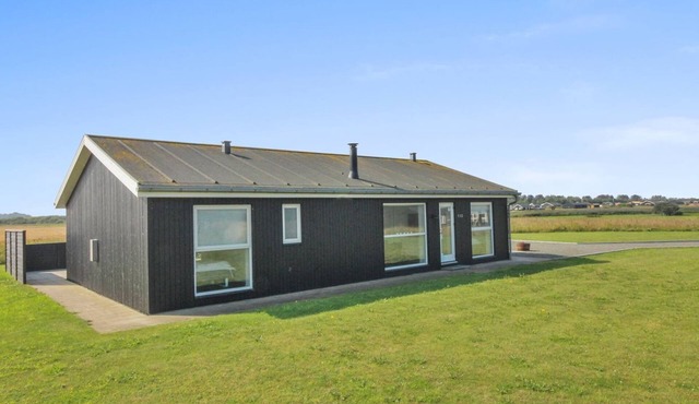 "Siger" - 1.6km from the sea by Interhome