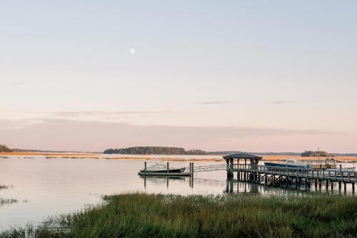 Signature Five Bedroom Lagoon Residence 1002