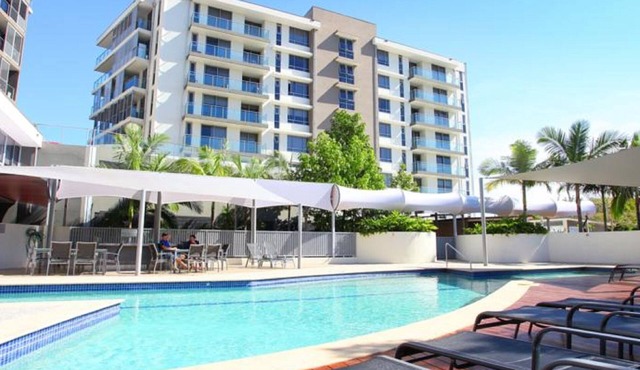 Signature Waterfront Apartments