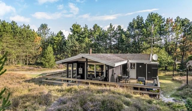 "Sigrun" - 4km from the sea by Interhome