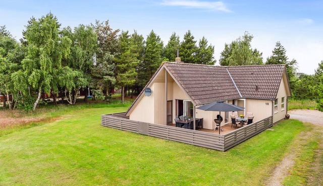"Sigwid" - 2.7km from the sea by Interhome