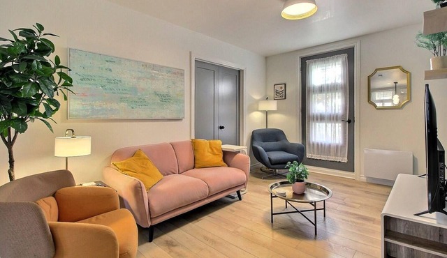 Sillons de Maguire modern renovated apartment with parking