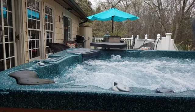 Silly Chickens Lodge B&B