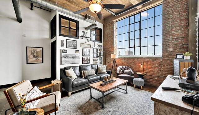 Silo District Vintage Warehouse Loft- Waco