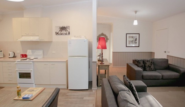 SILVER BIRCHES HOLIDAY VILLAGE - UNIT 9