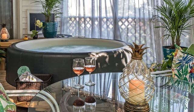 Silver Heart Inn and Cottages