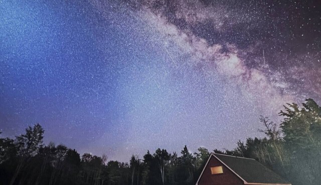 Silver Mountain Cabins #4 (King Bed, sleeps 9)