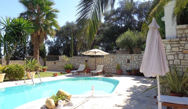 Silver Olives Villa With Private Swimming Pool, Sea View And Remarkable Garden.